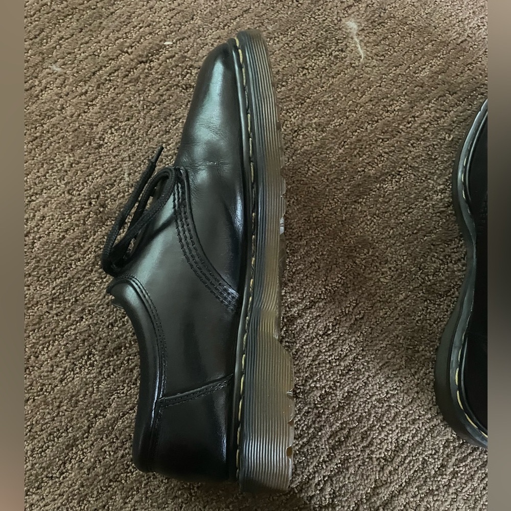 England Dr. Martens 8053 Black Nappa Leather 5 Eyelet Lace Up Oxford Shoes 9